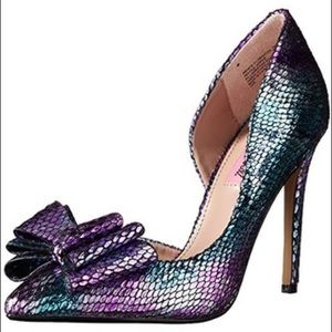 Betsey Johnson Snake Print Pumps